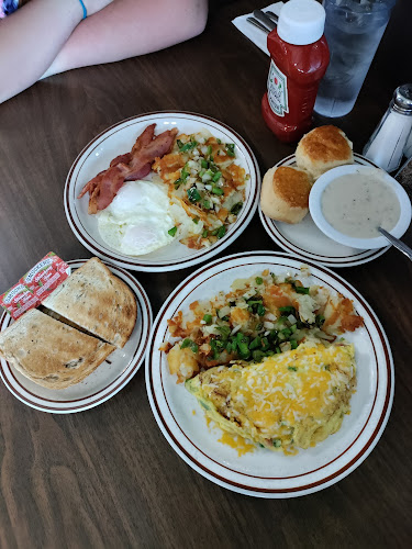 Howard's Coffee Shop - Hospitality and gastronomy