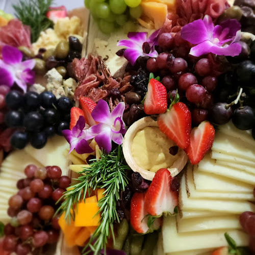 T's Tasty Treats & Catering, LLC - Hospitality and gastronomy