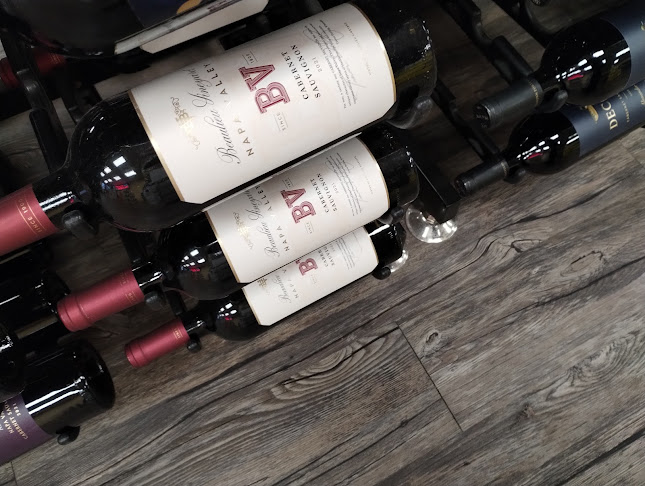 crowleysliquorstore.com