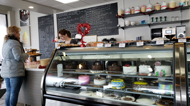 1413 W 14 Mile Rd, Madison Heights, MI 48071