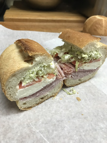 Comentarii opinii despre Losurdo's Italian Deli & Bread Bakery