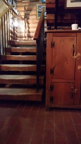 Sconyers Bar-B-Que - Hospitality and gastronomy