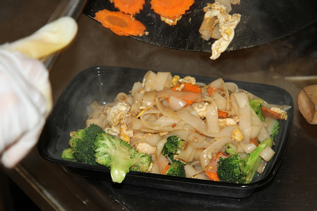 Opinii despre Thai Kitchen St. Charles în St Charles - Hospitality and gastronomy