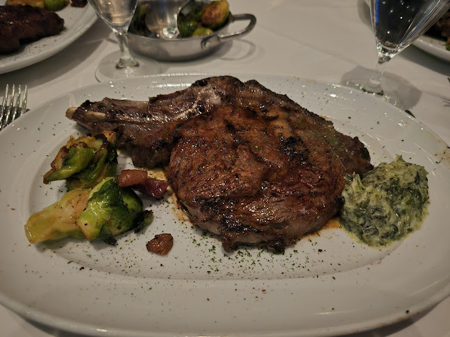 9680 Wilshire Blvd, Beverly Hills, CA 90212, United States