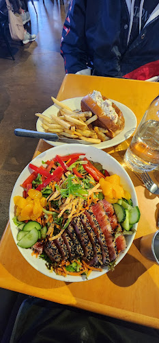 Comentarii opinii despre The Fish Peddler Restaurant on Foss Waterway