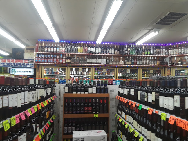 Mini Mart & Liquor Fine Wine - Hospitality and gastronomy