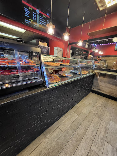 Georgio's on Division - Chicago