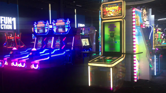 Dave & Buster's Woburn - Woburn