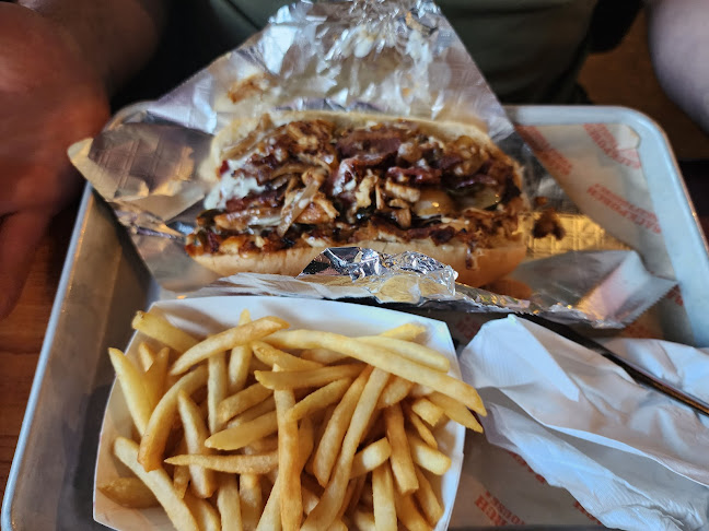 Backporch Drafthouse - Hospitality and gastronomy