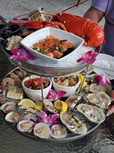 Comentarii opinii despre E.R. Bradley's Saloon