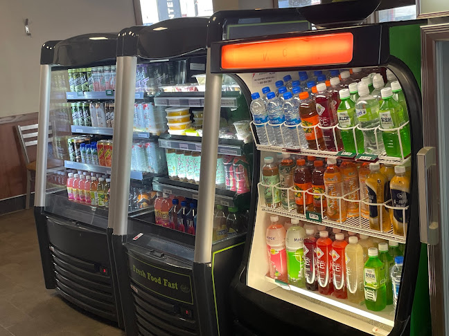 Comments and reviews of Blue Bay Seafood Sushi