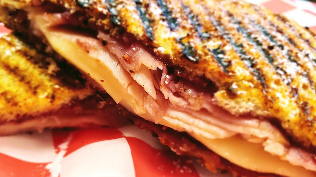 Country Sliced Ham & Cafe - Hospitality and gastronomy