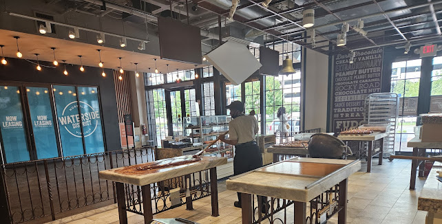 333 Waterside Dr, Norfolk, VA 23510, United States