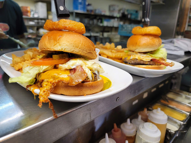 Moonlite Diner - Hospitality and gastronomy