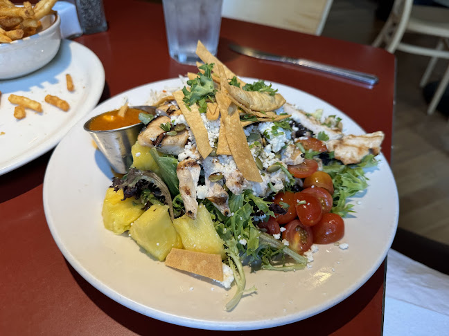 Stella Grill - Millcreek