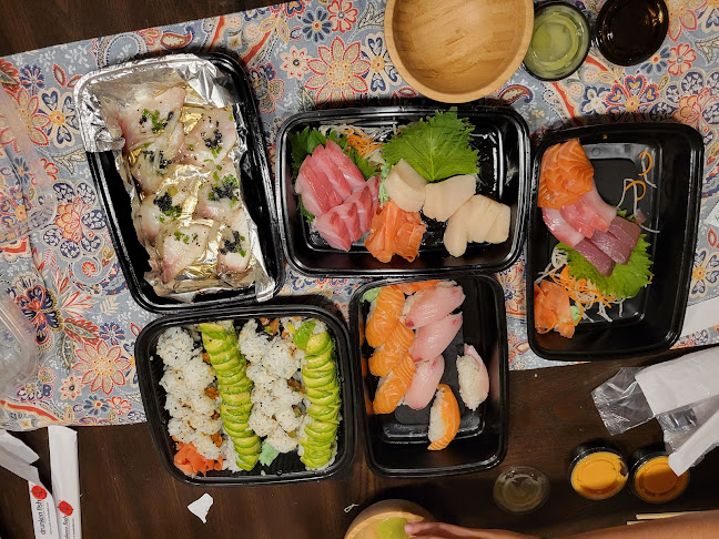 1682 Clarkson Rd, Chesterfield, MO 63017