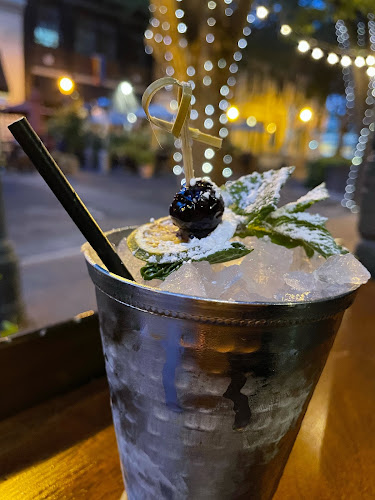 2033 Broadway, Redwood City, CA 94063