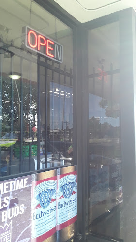 Shortstop Food & Liquor Phone number