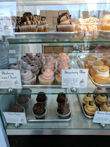 Bliss Cupcake Cafe Rogers - Rogers