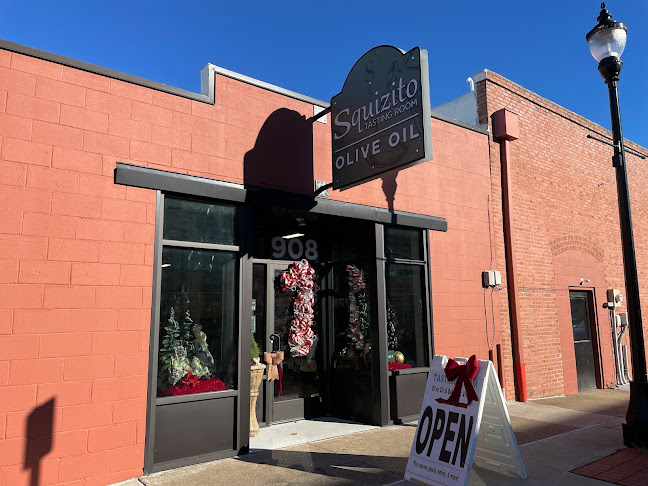 Squizito Tasting Room Conway