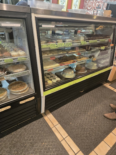 6905 S Broadway, Littleton, CO 80120