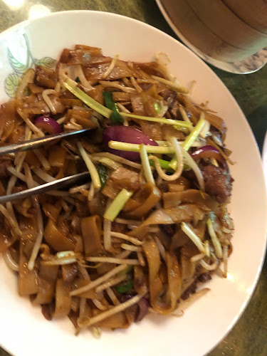 Comentarii opinii despre Empress M