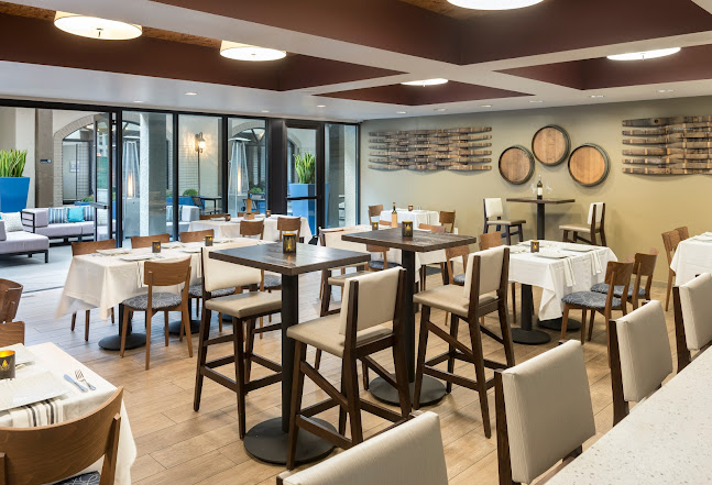 Comments and reviews of PY Kitchen + Wine Garden