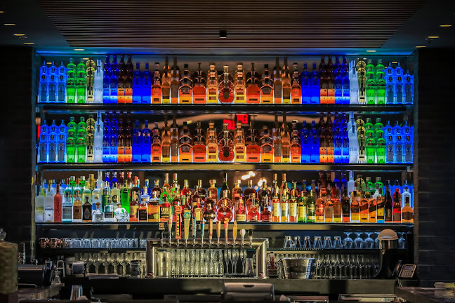 Opinii despre Firebirds Wood Fired Grill în Lee's Summit - Hospitality and gastronomy