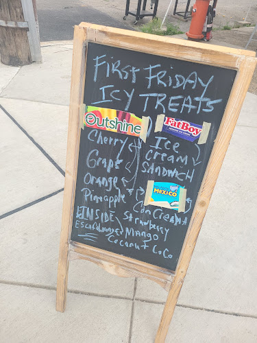 Es Cafe Lounge - Hospitality and gastronomy