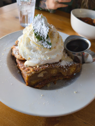 Sabrina's Cafe - Hospitality and gastronomy