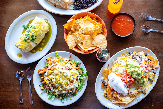 76 Lafayette St, Salem, MA 01970