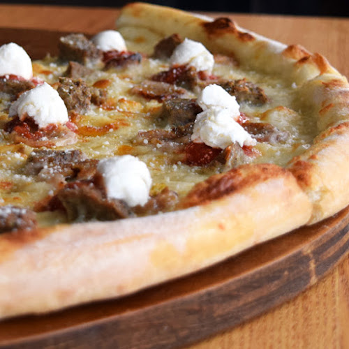 Mr. Moto Pizza - Pacific Beach - San Diego