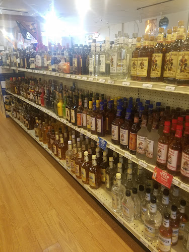 Ez In & Out Wine & Liquor - Hospitality and gastronomy