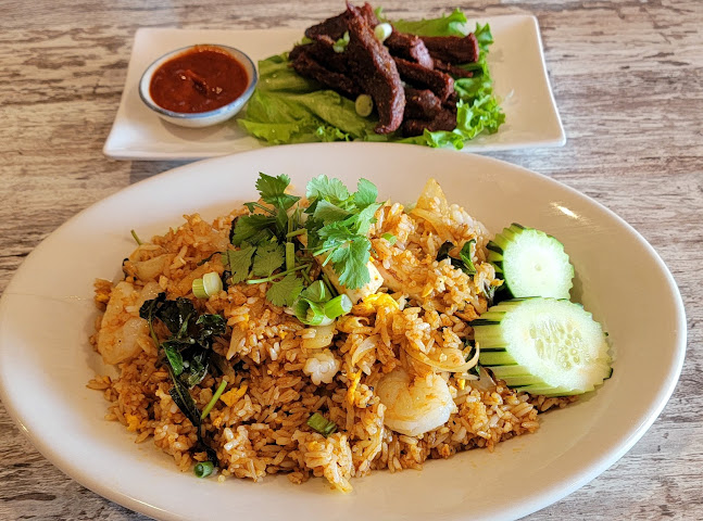 Comentarii opinii despre Thai Kitchen St. Charles