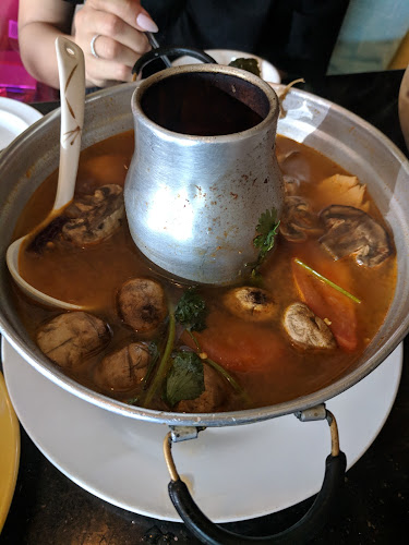 Reviews of Thai Chefs Restaurant - Santa Clarita in Santa Clarita - Hospitality and gastronomy
