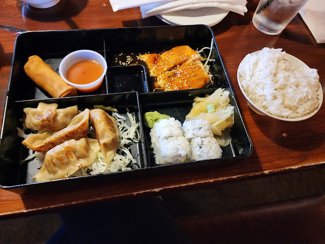 Comments and reviews of Nosoo Sushi and Hibachi