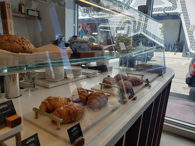 Comentarii opinii despre La Colombe