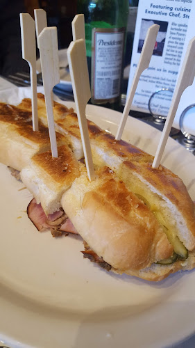 Cuban Burger - Hospitality and gastronomy