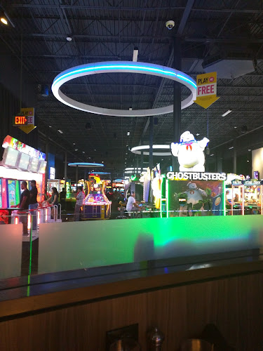 271 Mishawum Rd, Woburn, MA 01801