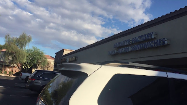 Lee's Sandwiches - Hospitality and gastronomy