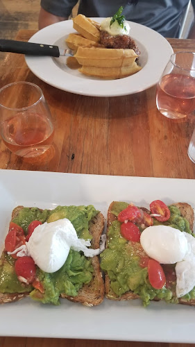 Comentarii opinii despre Sabrina's Cafe