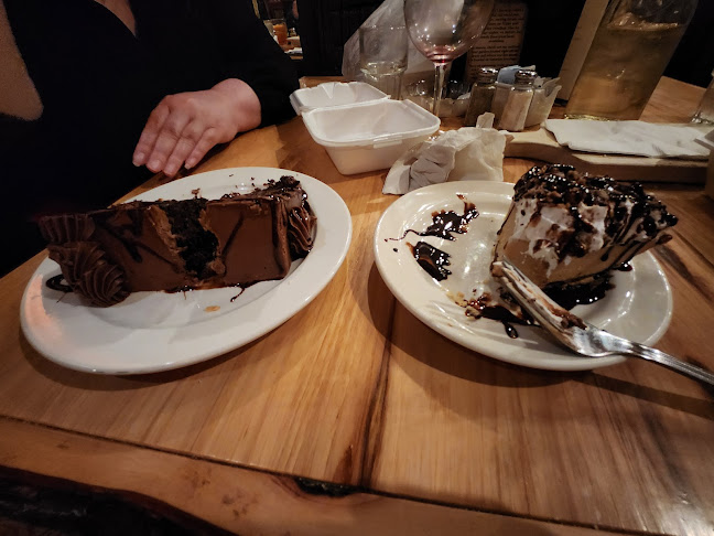 The Fox & Hounds Restaurant & Tavern - Hubertus