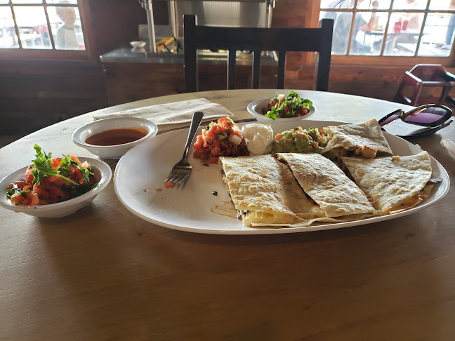 La Sirena Grill - Hospitality and gastronomy