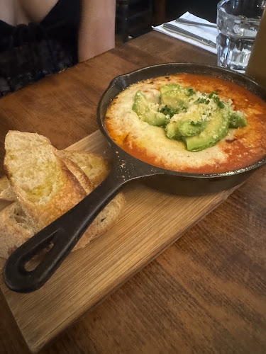 71 Pineapple St, Brooklyn, NY 11201