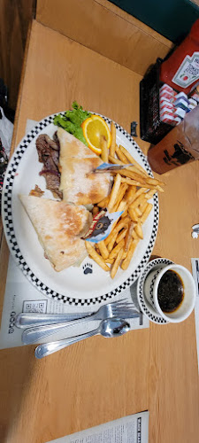 Black Bear Diner Porterville Phone number