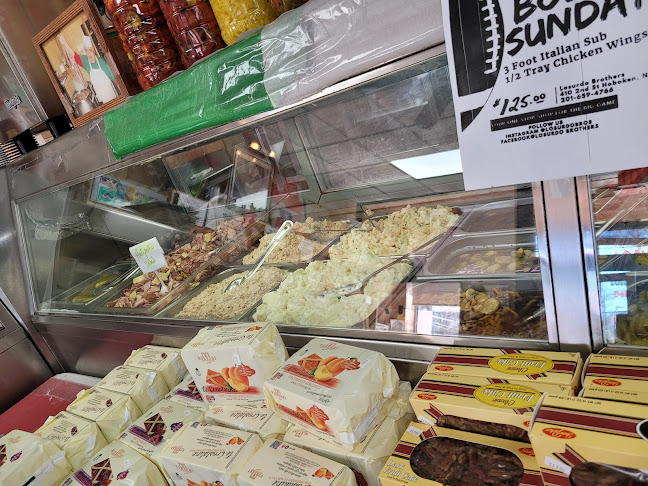Comments and reviews of Losurdo's Italian Deli & Bread Bakery