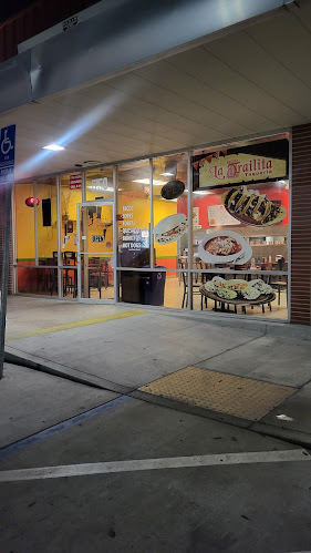 Opinii despre La Trailita Taqueria Hanford în Hanford - Hospitality and gastronomy