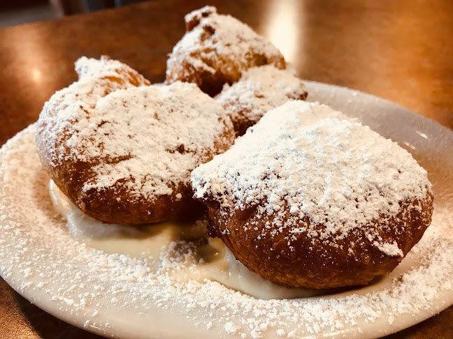 Comments and reviews of Huckleberry's Breakfast & Lunch