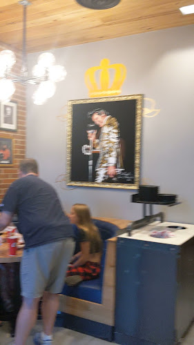 Opinii despre Raising Cane's Chicken Fingers în Madison - Hospitality and gastronomy