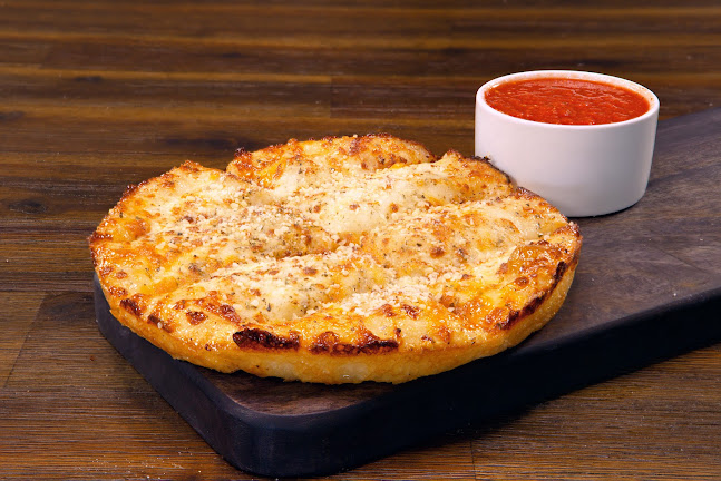 Pizza Patrón South Freeway - Hospitality and gastronomy